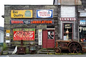 Schneid's country store